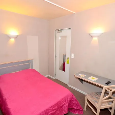 De L'ours 4* Coulommiers