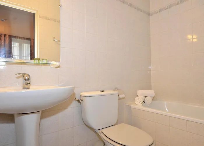 De L'ours Hotel