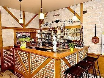 De L'ours Hotel Coulommiers